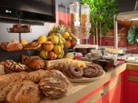 Ibis Cannes Centre - breakfast