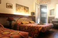 Hotel Roma - balcony