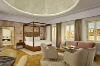 โรงแรมเวร์ที, วอร์ซอ, ออโตกราฟคอลเลกชัน - หรู