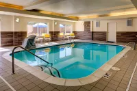 Fairfield Inn & Suites Atlanta Suwanee - Pools