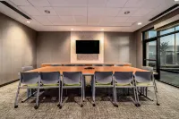 SpringHill Suites Oakland Airport - spa