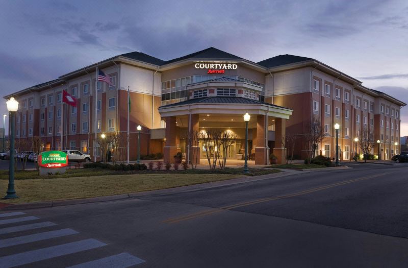 Courtyard Fort Smith Downtown
