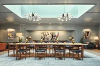 Clayton Hotel and Members Club - Pet friendly