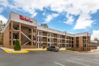 Red Roof Inn Raleigh Northeast - Downtown - Parkering