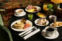 Thon Hotel Lofoten - breakfast