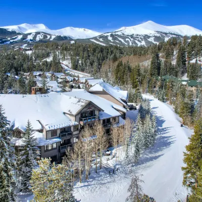 Mountain Thunder Lodge Hotels near Kensho Super Chair