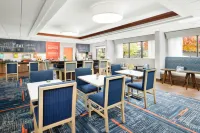Hampton Inn Columbia - breakfast