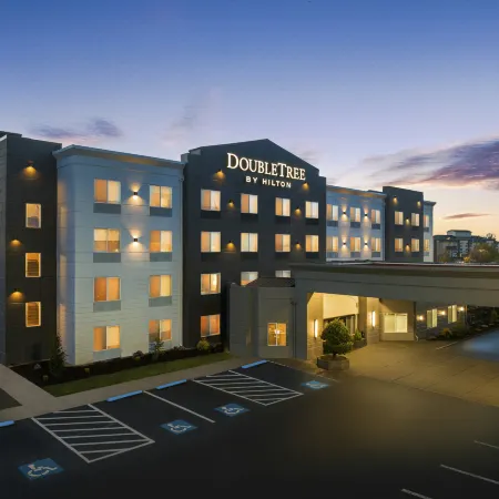 DoubleTree by Hilton Salem