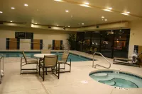 Hampton Inn & Suites Pueblo/North - 2 tähden