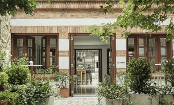 Four Seasons Hotel Casa Medina Bogota - Housity