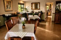Lombok Lodge - breakfast