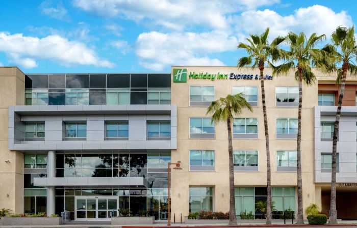 Holiday Inn Express & Suites GLENDALE DOWNTOWN by IHG