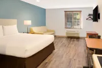 WoodSpring Suites Charlotte Shelby - Wifi