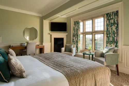 Fanhams Hall, Exclusive Collection - Park Yeri