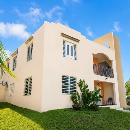 Colinas del Atlantico Vacational House 2nd Floor