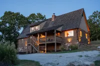 Lakeside Resort Cabin Steps to Table Rock Lake - Minutes to Sdc! - Chalets