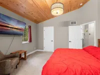Peaceful Pine Retreat in the Heart of Nisswa - Chalets