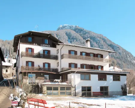 El Ladinia Hotels in Moena