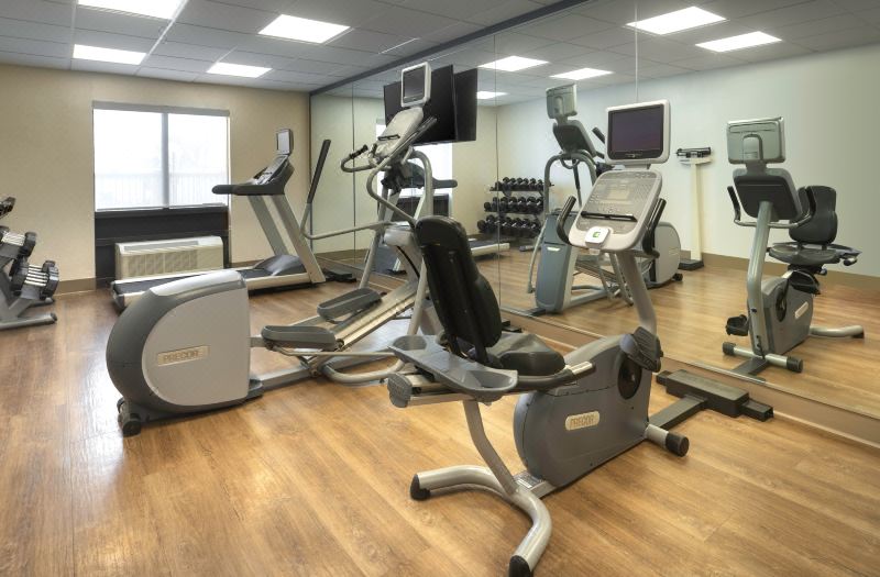 Holiday Inn Express & Suites Olive Branch by IHG photo 5