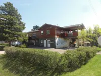 Smithers Guesthouse Hotel dekat Bulkley Valley Museum