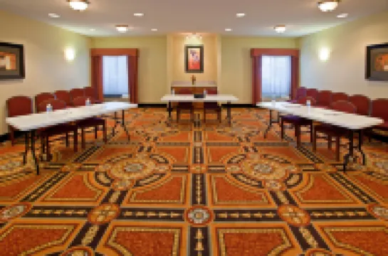 Holiday Inn Express CORYDON by IHG Hotels in Harrison Township