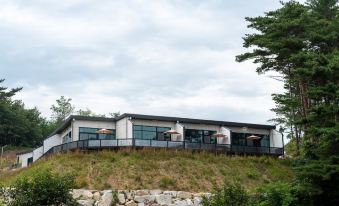 Yangyang in Memory Pension - Housity