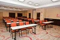 Holiday Inn Express & Suites Columbus - Easton Area