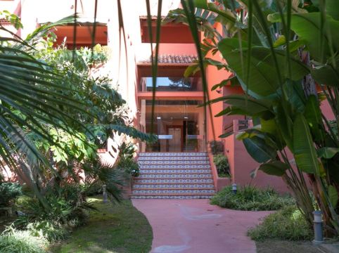 Elviria Luxury Beach Side Sleep 6