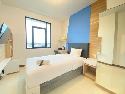 Comfortable Studio Semi Apartment at the Lodge Paskal Near Binus University Hotel a Andir