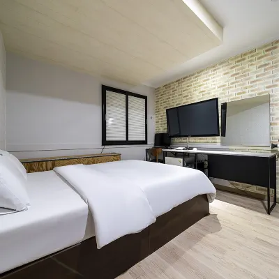 Seongnam Gaeul Hotel in zona Parco di Hwangsong