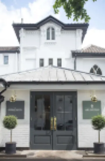 George Hotel, Signature Collection Hotels in 