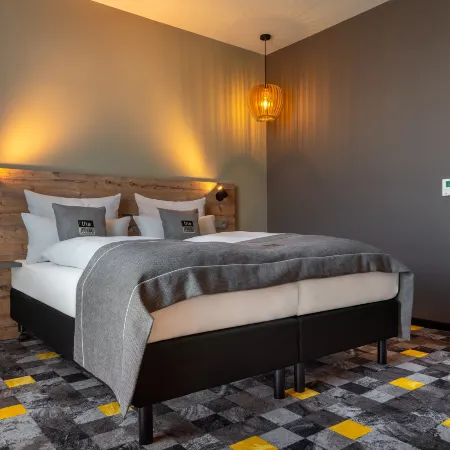 Holiday Inn - the niu, TIMBER ESSLINGEN by IHG Отели рядом с достопримечательностью «Ванген»
