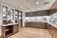 Residence Inn Providence Lincoln - Завтрак