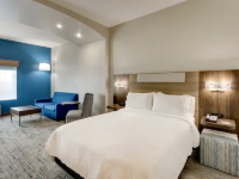 Holiday Inn Express & Suites ARDMORE by IHG Hotels in Ardmore