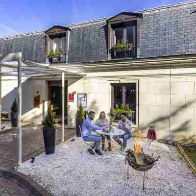 Novotel Domaine de Maffliers Hotel Exterior