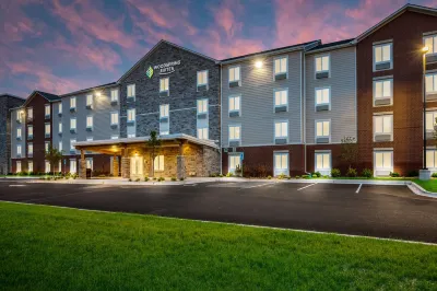 WoodSpring Suites Elgin - Chicago Hotels near Elgin Downtown Metra Station