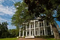 Dunleith Historic Inn Các khách sạn gần Auburn Museum & Historic Home