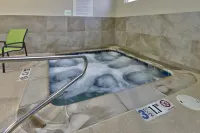 Holiday Inn ROSWELL by IHG - Hot Tub