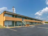 金士頓泉羅德威酒店 奇特姆縣酒店