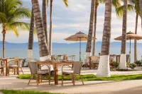 Vista Vallarta All Suites on the Beach Hotels in Bucerías