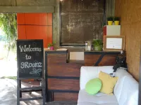 9Roomz Hotel فنادق في سارافي