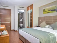 Hakcan Hotel Hotels near İzmir Optimum Shopping Mall