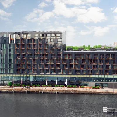 Hotel Jakarta Amsterdam Hotels near Python Bridge / High Bridge