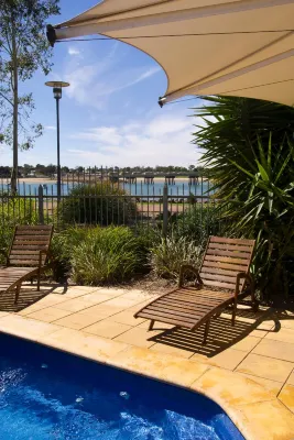 Majestic Oasis Apartments Hotels near Wharflands Plaza