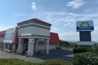 Days Inn by Wyndham Harrisonburg Hotels in McGaheysville