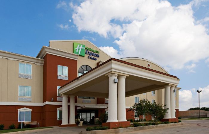 Holiday Inn Express & Suites SNYDER by IHG