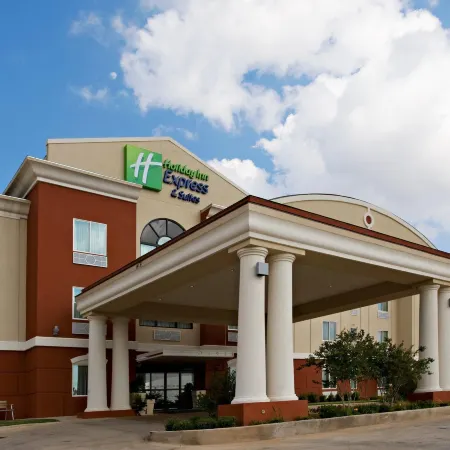 Holiday Inn Express & Suites SNYDER by IHG