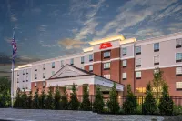 Hampton Inn & Suites Yonkers - Westchester Hotel di Tuckahoe