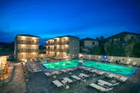 Royal Hotel and Suites - Beach