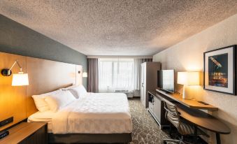 Holiday Inn Newark International Airport